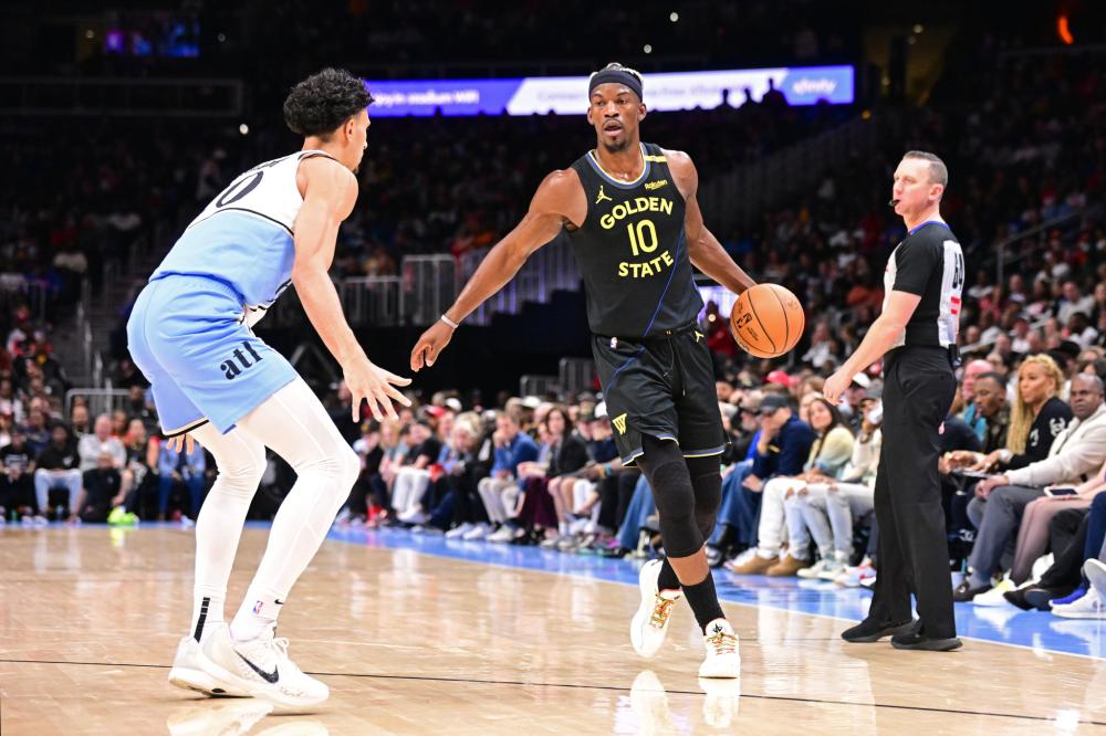 独眼郎君!18年欧冠,菲尔米诺带伤绝杀,利物浦3-2险胜巴黎.